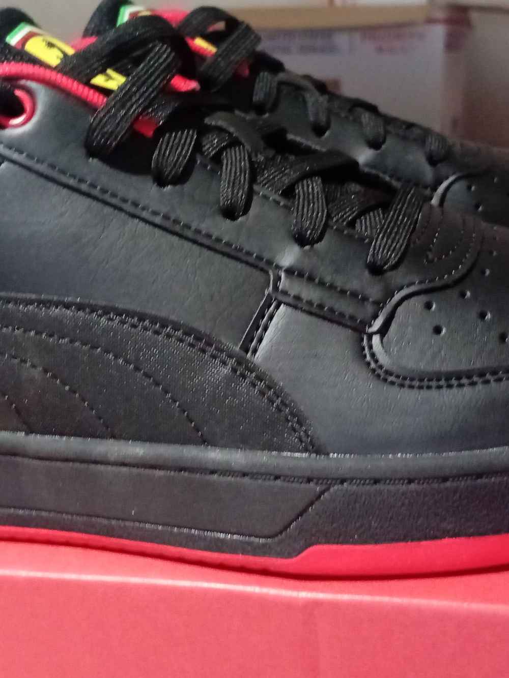 Puma Black Sneakers Ferrari